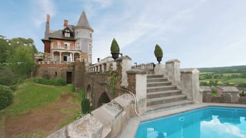 Classic House, Multiple Bedrooms | Exterior
