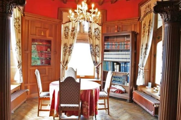 Dining - Live Your Dream at This Castle in the City of Spa (Jalhay)