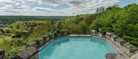 Indoor pool, outdoor pool