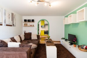 Classic Apartment, 2 Bedrooms | Living room - Special Apartment in Walchen With Private Terrace (Piesendorf)