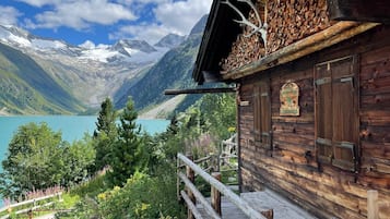 Pemandangan dari hartanah