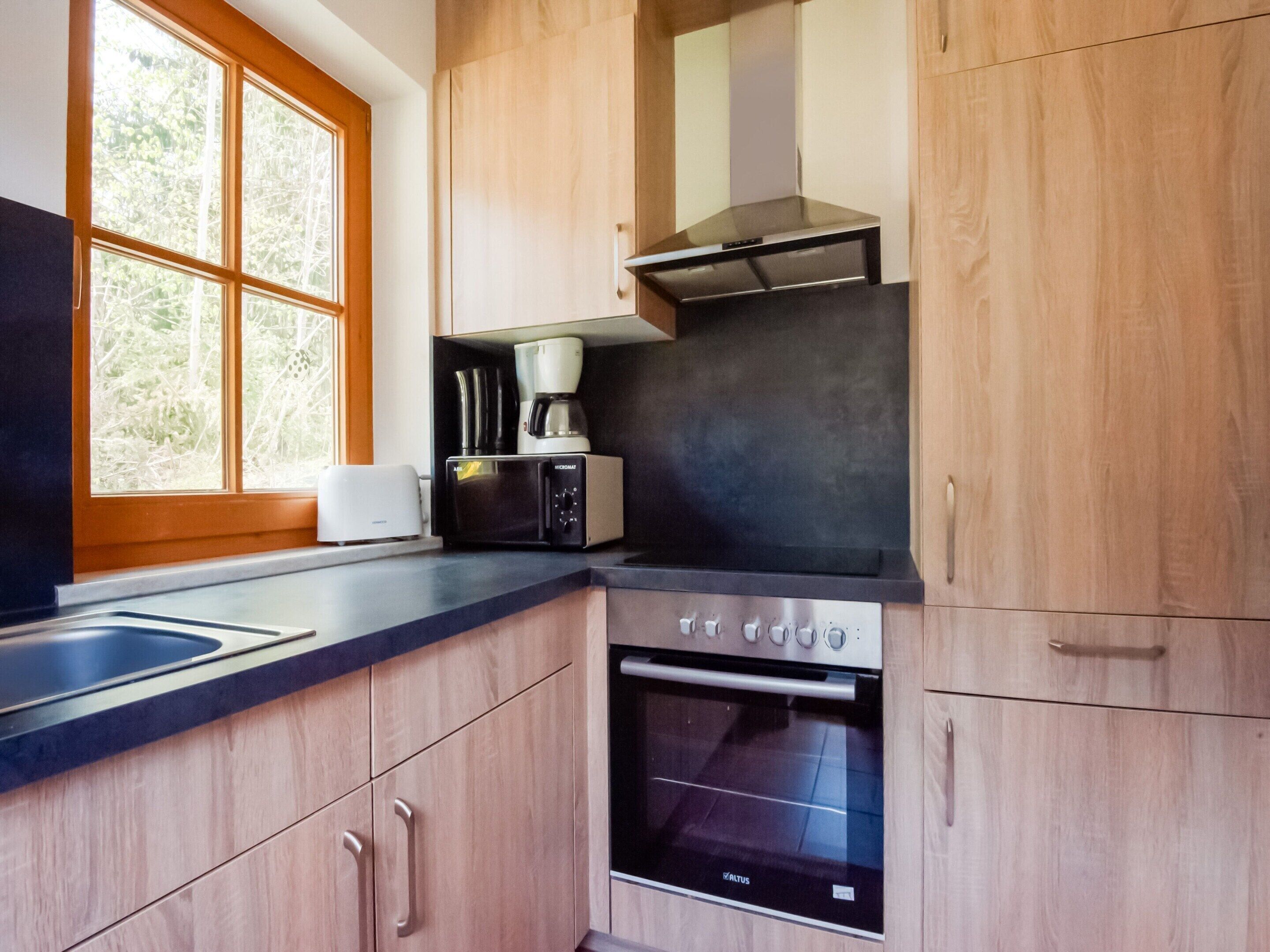 Oven, electric kettle