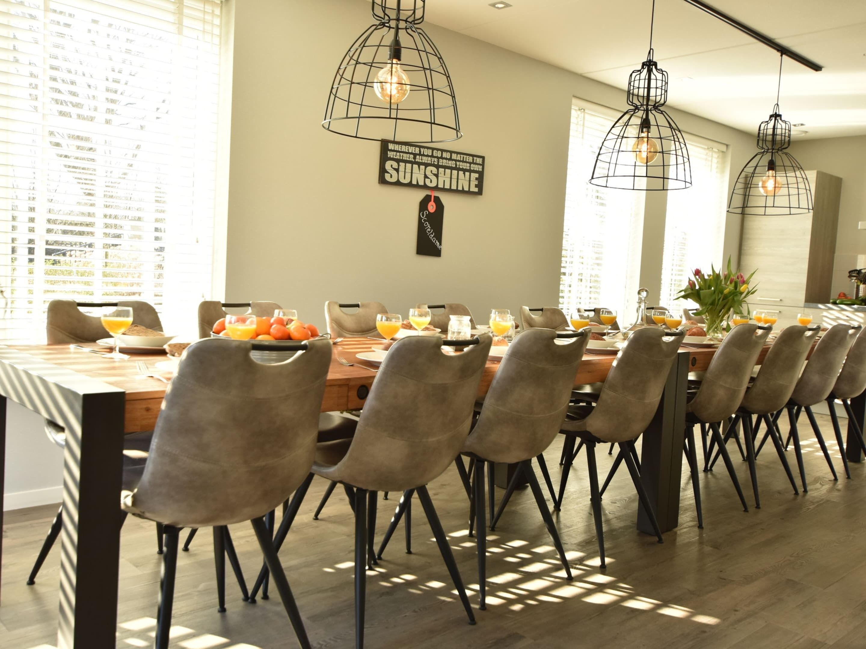 Classic Villa, Multiple Bedrooms | Tempat makan