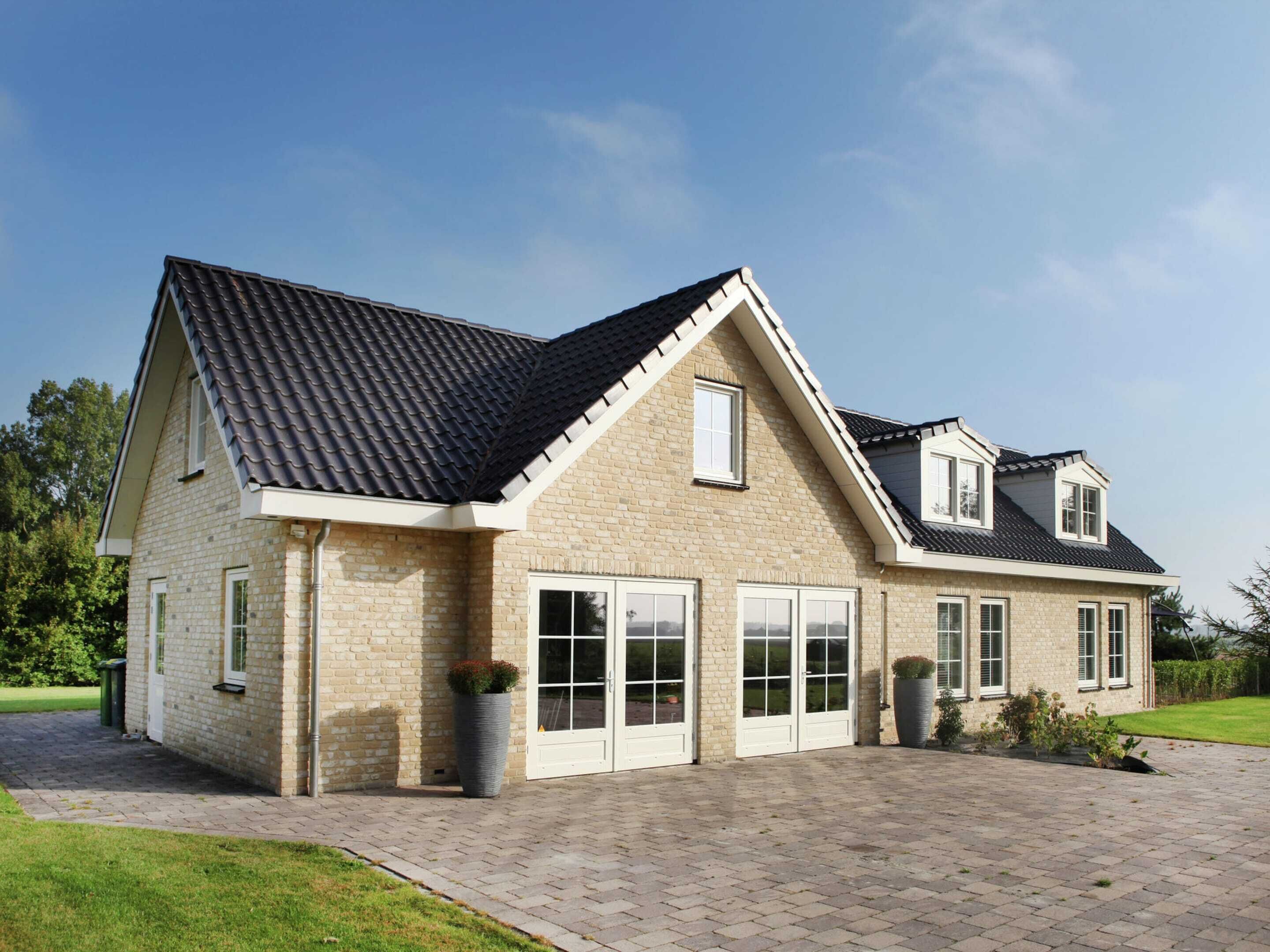 Classic Villa, Multiple Bedrooms | Bahagian luar