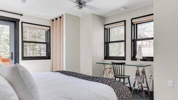 3 bedrooms, free WiFi, bed sheets