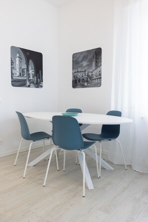 Studio, 1 Double Bed with Sofa bed, Non Smoking, Private Bathroom | Living area - Cà Cianfer (Bergamo)