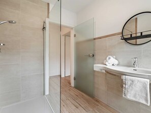 Shower - Spacious Apartment in Katschberg (Sankt Michael im Lungau)