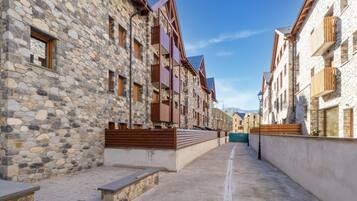 Appartement Classique, 3 chambres | Extérieur