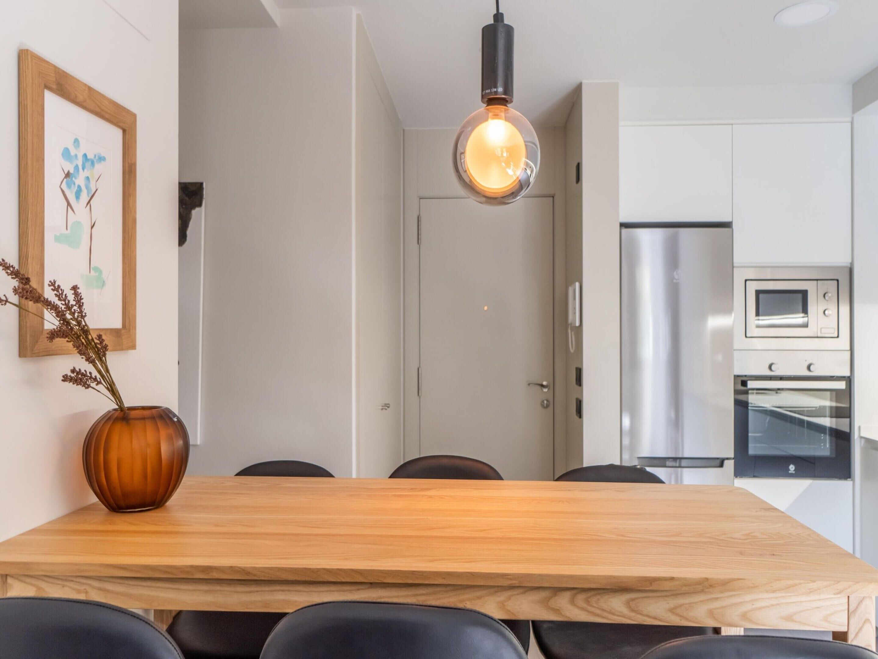 Classic Apartment, 3 Bedrooms | Dining