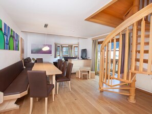 Dining - Apartment in Wald im Pinzgau With Swimming Pool and Views (Wald im Pinzgau)