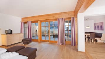 Klassiek appartement, 3 slaapkamers | Woonkamer