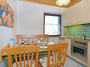 Appartement Confort, 2 chambres | Cuisine privée | Réfrigérateur, four, lave-vaisselle, cafetière/bouilloire