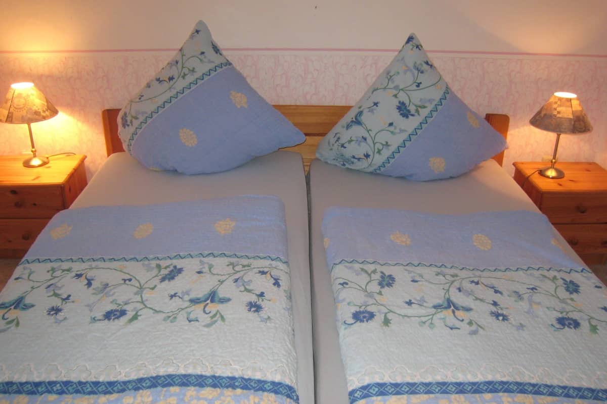 Deluxe-Apartment, 1 Schlafzimmer | 12 Schlafzimmer, Bettwäsche