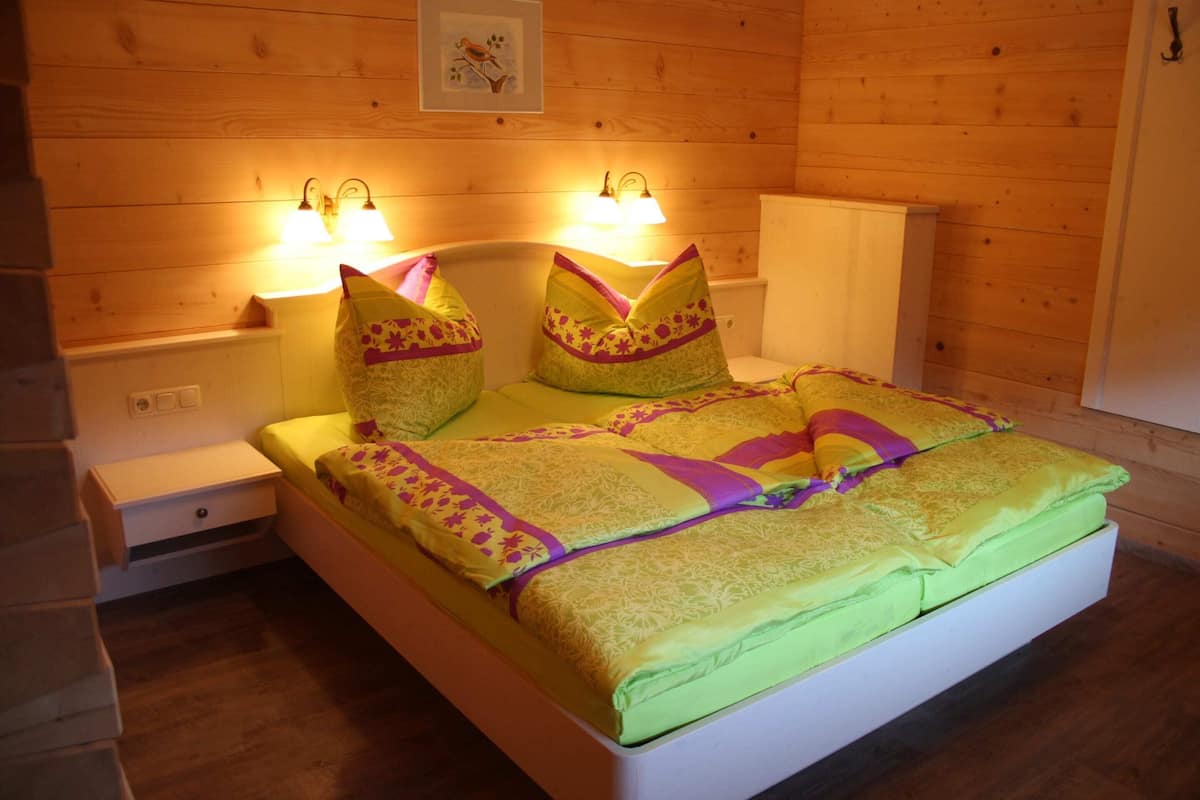 Apartemen Comfort, 3 kamar tidur | 10 kamar tidur dan dilengkapi dengan perabotan berbeda-beda