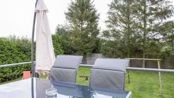 Classic House, 2 Bedrooms | Property grounds