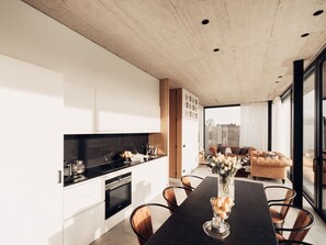 Comfort Villa, 2 Bedrooms | Private kitchen