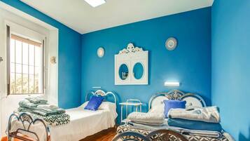 Casa clásica, 5 habitaciones | 5 dormitorios, mobiliario individual, ropa de cama