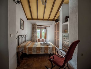 13 bedrooms, bed sheets - Restored Mill on a Property in Algarinejo in Granada (Algarinejo)