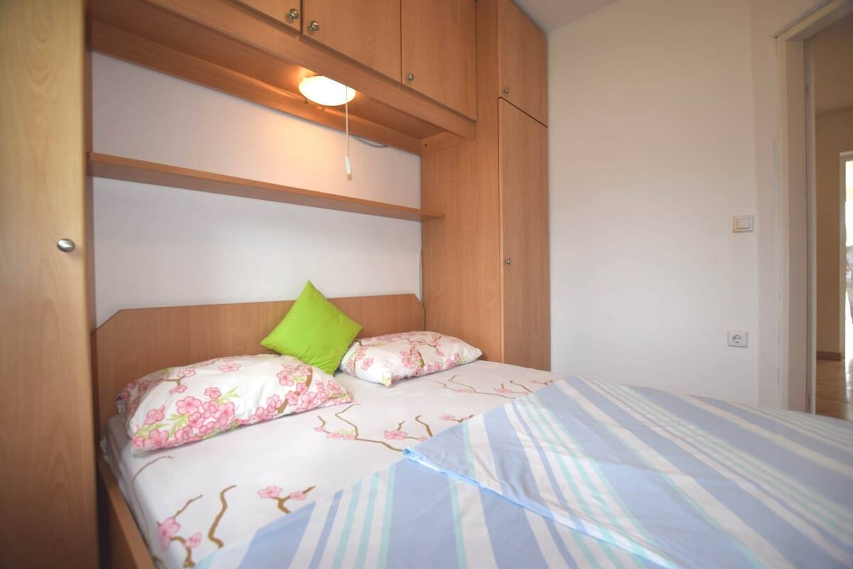 Appartement Deluxe, 2 chambres | 6 chambres, literie fournie