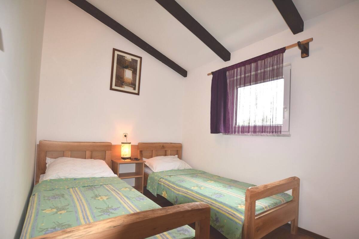 Klassiek appartement, 3 slaapkamers | 6 slaapkamers, beddengoed