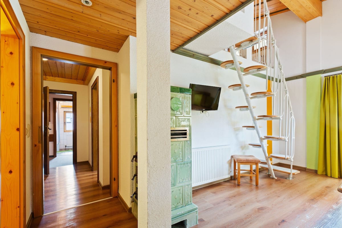 Comfort Apartment, 4 Bedrooms | Reception