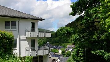 Luxury-Apartment, 3 Schlafzimmer | Aussenbereich