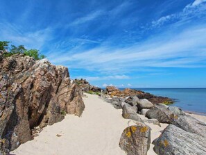 Beach - 4 Person Holiday Home in Allinge (Allinge)