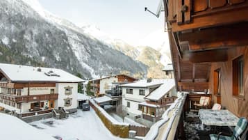 Deluxe Apartment, 2 Bedrooms | Balcony