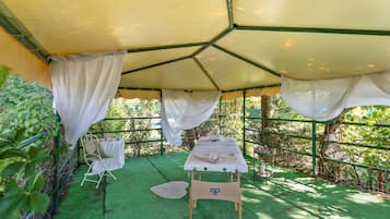 Appartamento Elite, 2 camere da letto | Ristorazione all'aperto