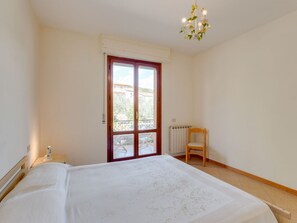 Apartamento Confort, 2 habitaciones | 6 dormitorios, mobiliario individual, ropa de cama
