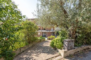 Comfort Apartment, 3 Bedrooms | Reception