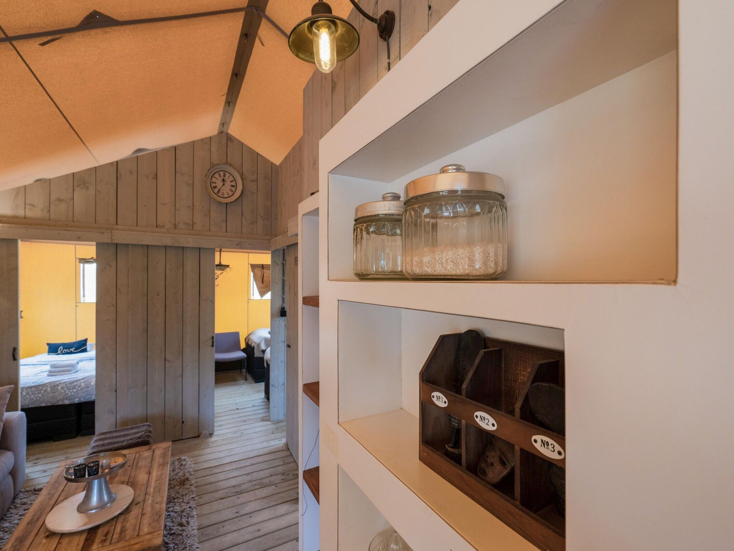 Tente Classique, 3 chambres | Détail de l’intérieur