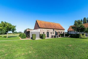 Classic House, 2 Bedrooms | Exterior