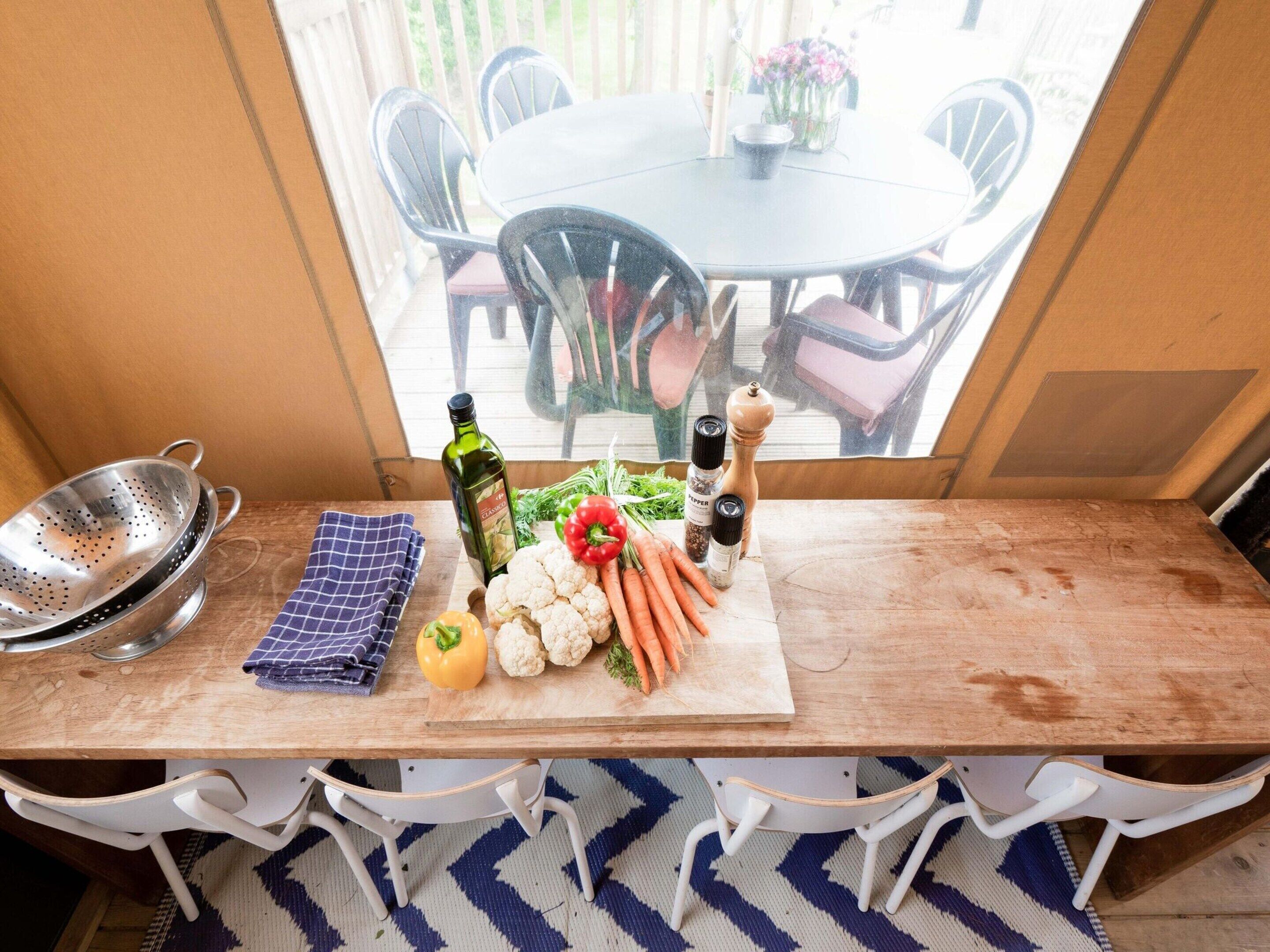 Tienda clásica, 3 habitaciones | Detalle del interior