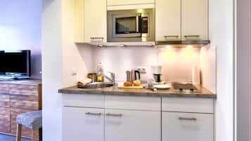 Apartament Comfort, 2 dormitoris | Cuina privada | Frigorífic, microones, forn i cafetera i tetera