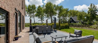 Family House With an Ideal Location, Private Terrace, Garden and Sauna