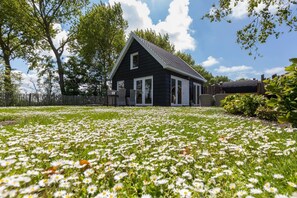 Maison Classique, 2 chambres | Jardin