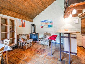 Deluxe House, 3 Bedrooms | Living room | Fireplace - Cosy Holiday Home in the Hochsauerland With Terrace at the Edge of the Forest (Bestwig)