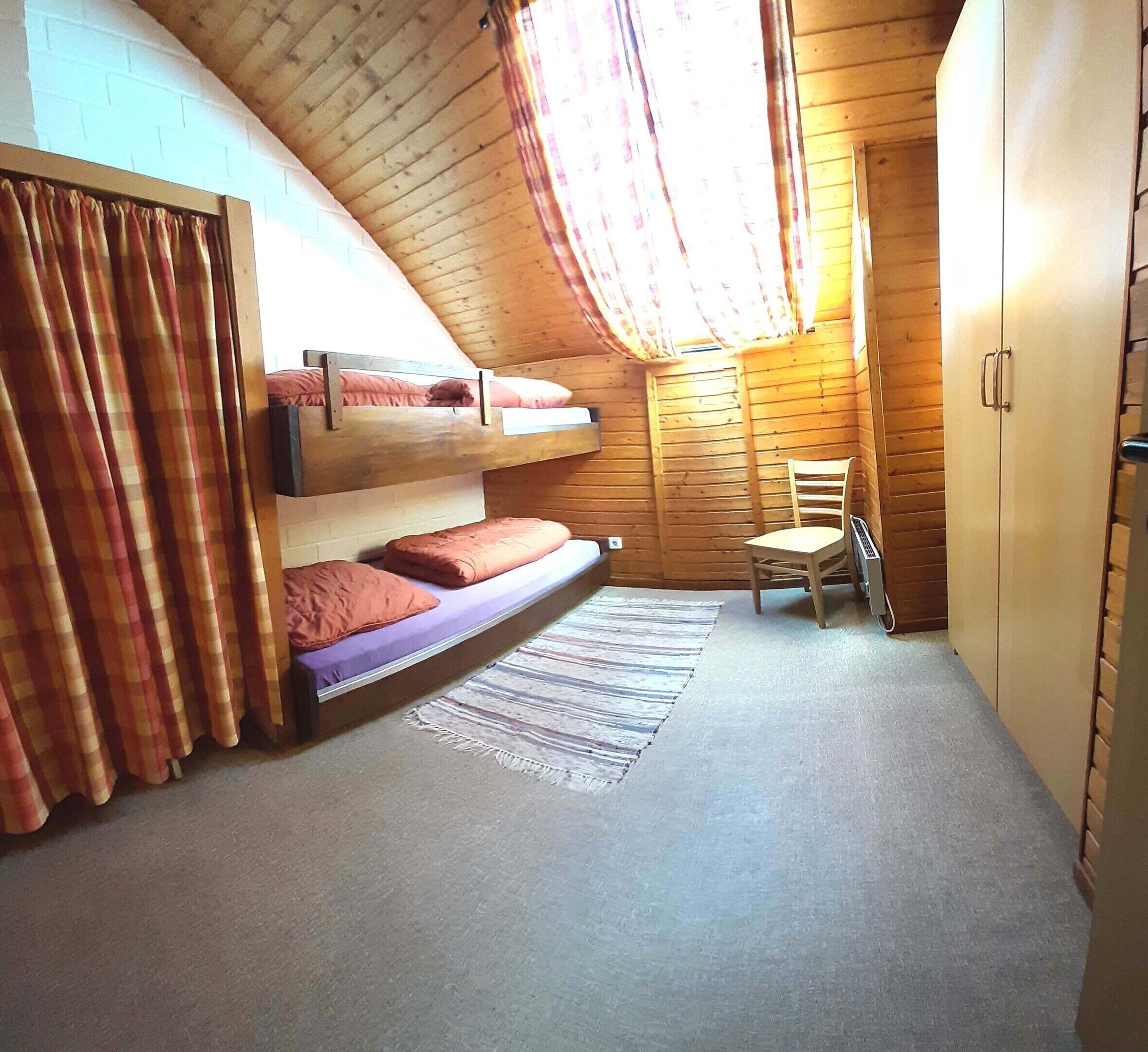 Comfort House, 4 Bedrooms | 13 bedrooms, individually furnished