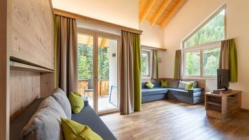 Elite Chalet, 1 Bedroom | Living room