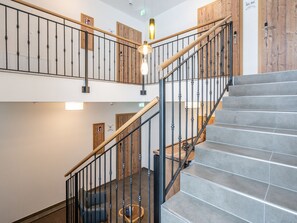 Deluxe Chalet, 3 Bedrooms | Interior