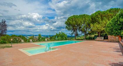 Idyllic Farmhouse in Gambassi Terme-fi With Swimming Pool