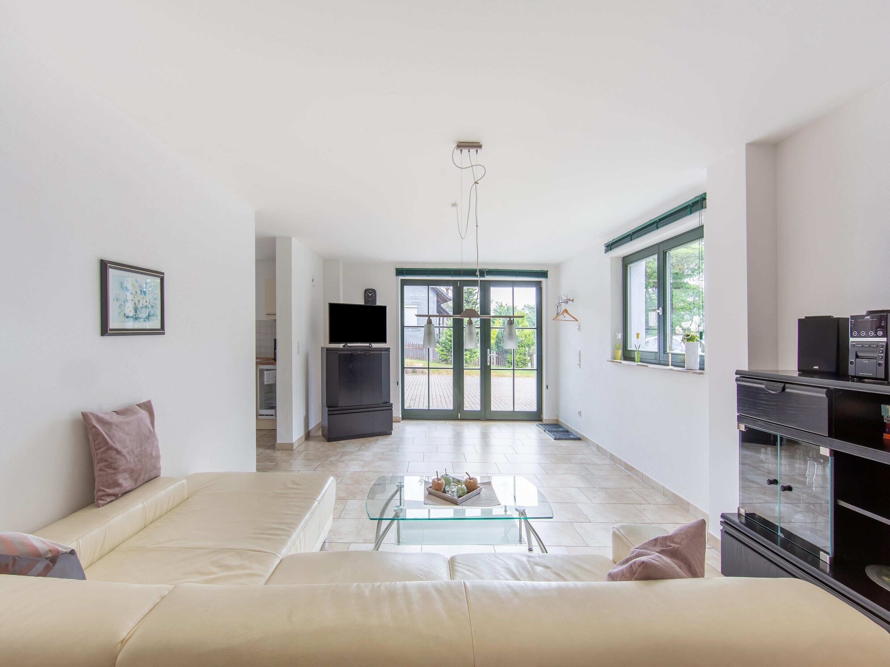 Comfort House, Multiple Bedrooms | Living room | Fireplace