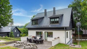 Deluxe House, 3 Bedrooms | Exterior