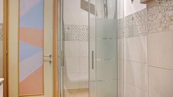 Kamar mandi | Shower
