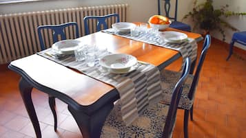 Rumah Klasik, 3 kamar tidur | Ruang keluarga