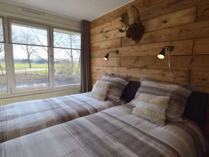 Classic House, 6 Bedrooms - Cozy Holiday Home in Nistelrode With Garden (Nistelrode)