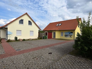 Exterior - Modern Holiday Home in Boiensdorf Near Sea (Boiensdorf)
