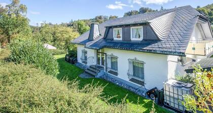 Modern Apartment in Schwalefeld With Garden