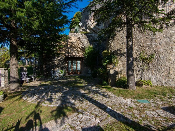 Classic House, 1 Bedroom | Garden